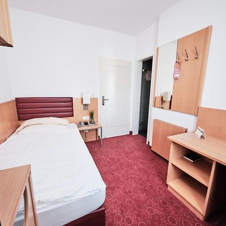 Hotel Zum Adler Bonn Szoba fotó