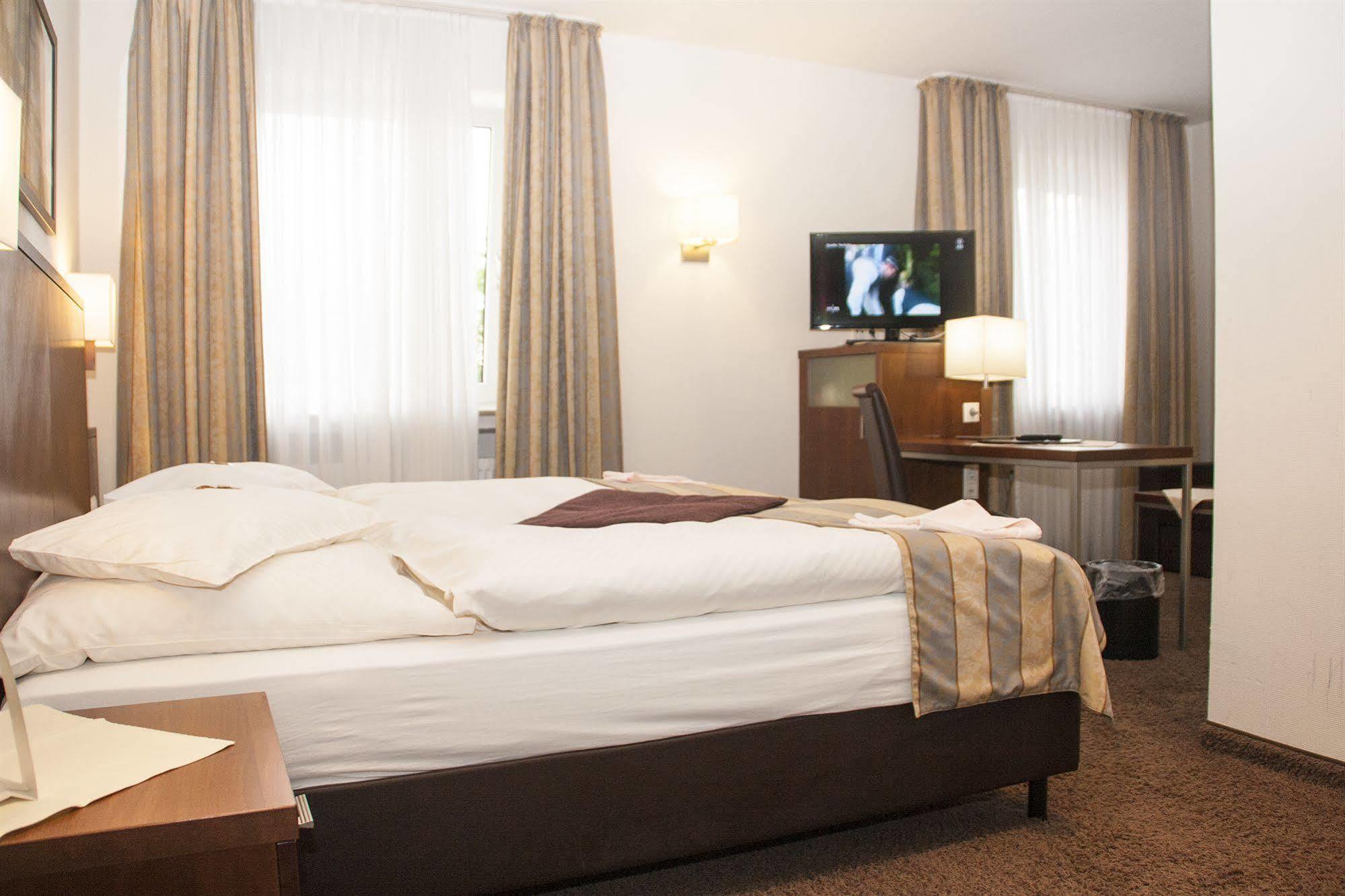 Hotel Zum Adler Bonn Kültér fotó